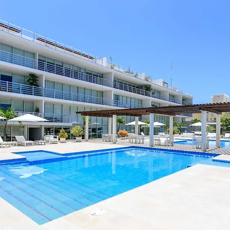 Magia Beach Side Condos